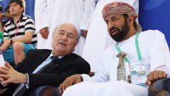 Преди няколко дни бившият президент на ФИФА Сеп Блатер напомни за себе си и призна, че Катар 2022 е грешка.
Но признанието идва твърде късно и звучи лицемерно