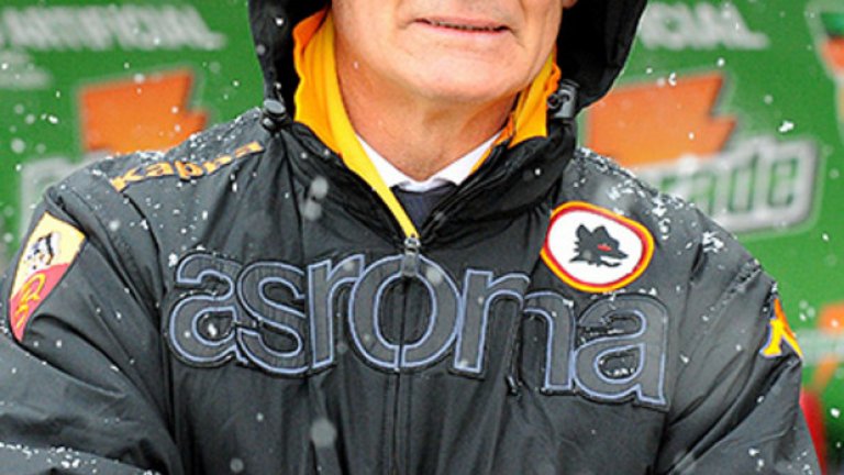 Клаудио Раниери. Гледа към титлата на Италия с Рома, но през пролетта инициативата е отстъпена на Интер. Губи и финалите за купата и суперкупата. Следващият сезон не започва добре и Раниери е уволнен през февруари 2011 г.