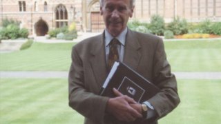 Защо Кристофър Толкин заслужава такова признание за целия си труд