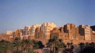 Едно архитектурно чуди, чието съществуване обаче е заплашено от природата и хората