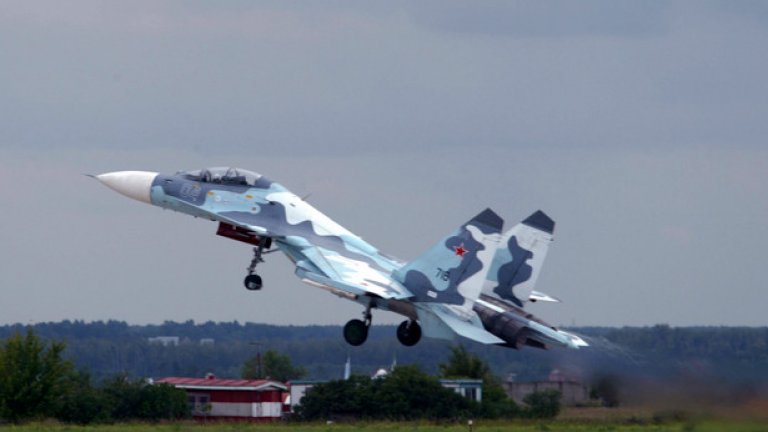 Руски изтребител Су-30 е държал в радара си двата турски самолета в продължение на близо 6 минути, след като е навлязъл във въздушното пространство на Турция
