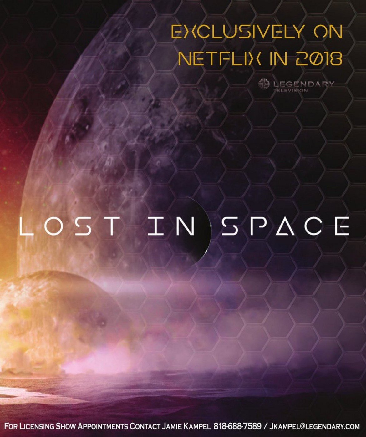 Lost In Space

Поредният рестарт на популярна поредица от миналото. Подобно на оригинала и тук едно футуристично семейство се оказва буквално изгубено в големия и необятен Космос. Разликата идва обаче от това, че новата версия ще е далеч по-мрачна и сериозна от почти комедийния оригинал от 60-те. Надеждата на феновете е, че новият сериал няма да има абсолютно нищо общо с тази каша, която Мат Лебланк и Лейси Шабер забъркаха. В новата продукция главните роли са поверени на Тоби Стивънс (Black Sails) и Моли Паркър (House Of Cards, The Leftovers). 