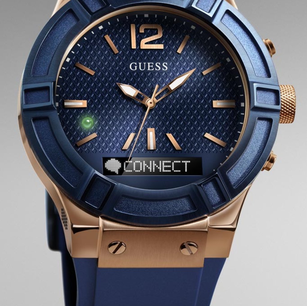 GUESS CONNECT Smartwatch 
Часовниците стават все по-умни. След Apple Watch и Garmin, Guess също са в играта. Guess обаче запозват класическия си дизайн и към него просто е добавена смарт технология. Той се свързва с телефона ви, праща съобщения, пока