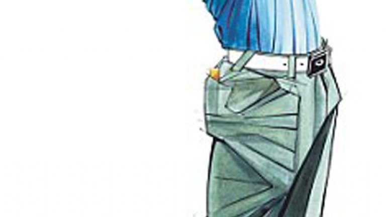 12. Рори Макилрой (голф).
Приходи: 48,3 милиона долара
Заплати, наградни фондове: 16,3 милиона долара
Реклами: 32 милиона долара
Световният номер едно спечели пет победи в тури на PGA и два Мейджър турнира за последните 12 месеца. Спонсорският му договор с Nike остава номер едно в света - 300 милиона за 8 години.