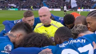 Куриоз: Защо играчите на Челси обградиха съдията преди мача и защо Росиниър обвини рефера