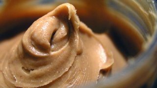 1024px-PeanutButter