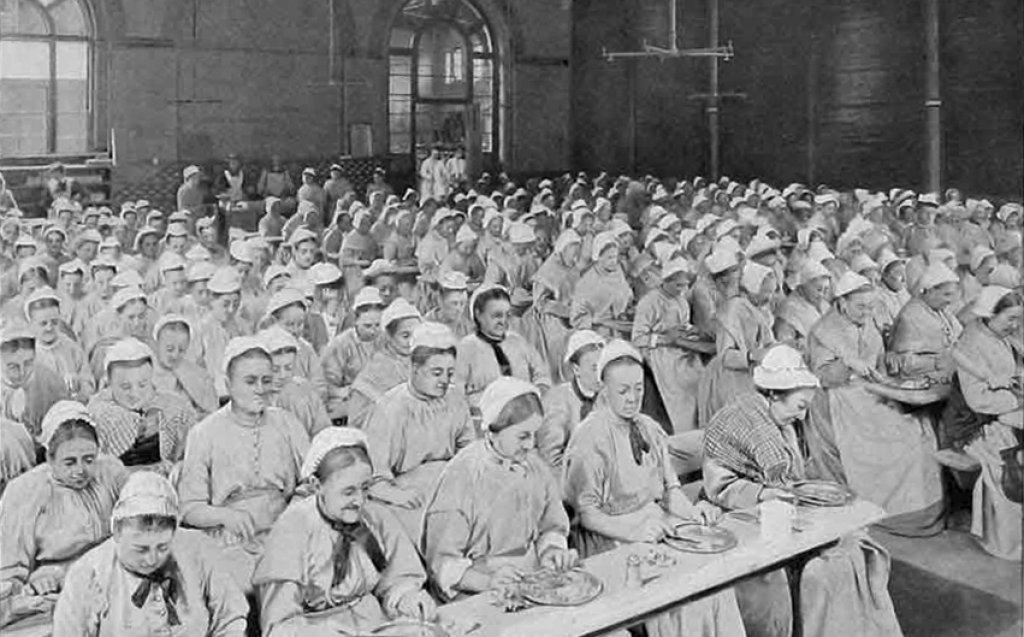 Women_mealtime_st_pancras_workhouse