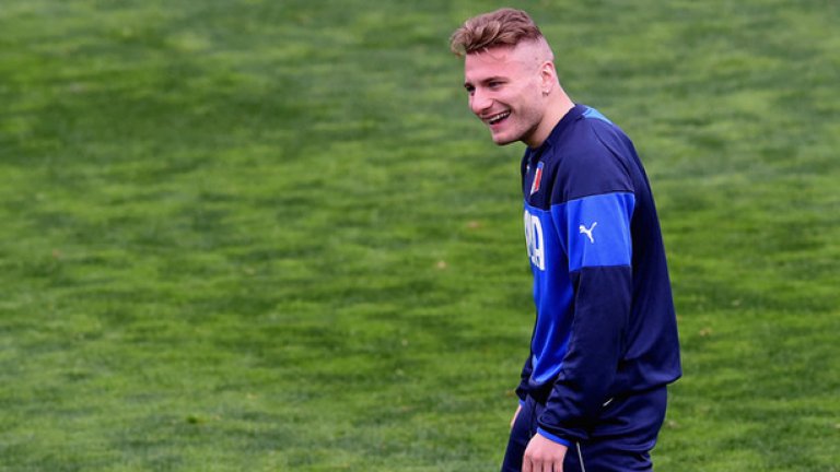 Чиро Имобиле, Борусия Дортмунд
Искан от Ливърпул
25-годишният футболист не преживява най-добрите си моменти в Дортмунд, в който премина след силен сезон в Торино. През миналия сезон той стана голмайстор на Серия "А" с 22 попадения в 29 мача.