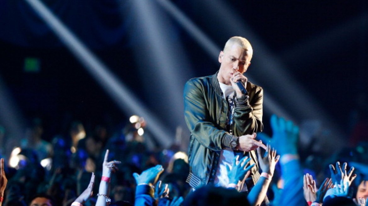 Eminem/ Маршал Медърс III

Eminem идва от първите букви на двете му имена - „М” и „М”. 

