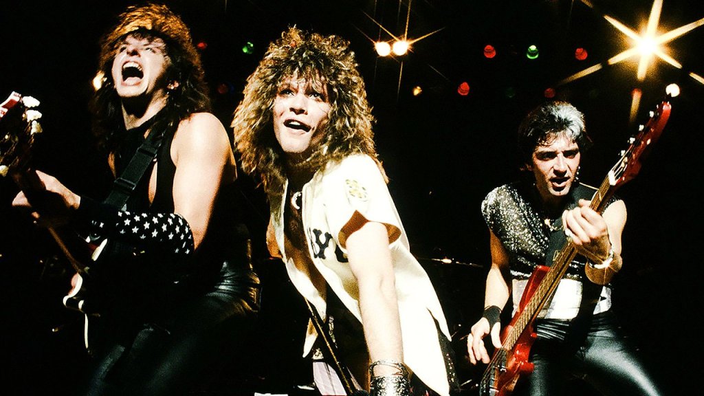 Richie_Sambora,_Jon_Bon_Jovi,_and_Alec_John_Such_during_a_concert_in_1986