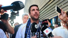 Кой е човекът, който поиска властта в Реал и се кани да детронира Перес?