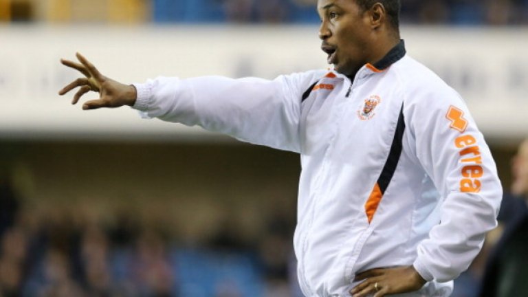 Пол Инс. Треньор е от 2006 г. и мина през поста в Блекбърн и Блекпул.