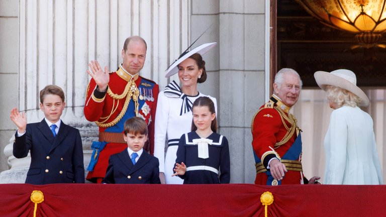 Кейт Мидълтън се завърна на парада за рождения ден на крал Чарлз (снимки)