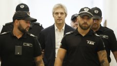 Едно от сегашните обвинения е прецизирано към по-леко