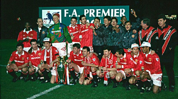 През 1993 г. играчите на Юнайтед вдигнаха титлата на Англия след 26-годишно прекъсване. Вижте в галерията кои бяха героите на сър Алекс тогава.