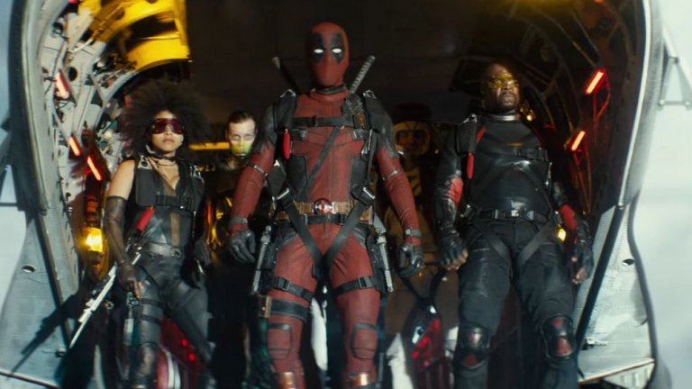 Deadpool
Отделяме специално внимание на устатия наемник на Райън Рейнолдс, защото ще ни е гадно Disney да осакатят филмите, за да ги направят "по-приемливи" за по-широка публика. Според някои информации Disney са следили отблизо Once Upon a Deadpool - орязаната версия, не толкова груба и детайлно насилствена версия на Deadpool 2. Целта е да се види дали персонажът не може да бъде продължен в тази PG-13 посока, но нека бъдем честни - успехът на Deadpool се дължи в известна степен на това, че е 18+.
Има планове както за трети Deadpool филм, както и за отборния X-Force. Как и в какъв вид ще се случат тепърва ще се изяснява.