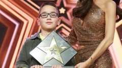 Отличникът получи най-много гласове чрез SMS-и