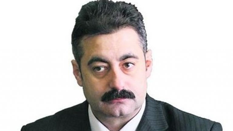 Прокуратурата даде на съда бившия здравен министър Божидар Нанев заради ваксините за свински грип
