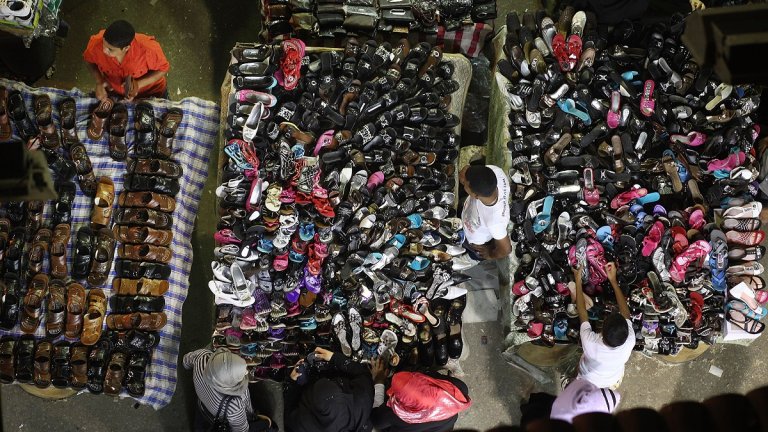 Страните в Африка поемат голямата тежест на изхвърлените дрехи
