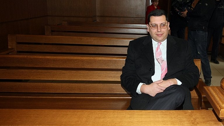 Бизнесменът Марио Николов приключи отново ще се изправи пред съда.