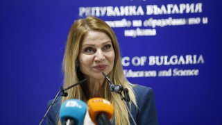 МОН представи мерки за подобряване на дисциплината