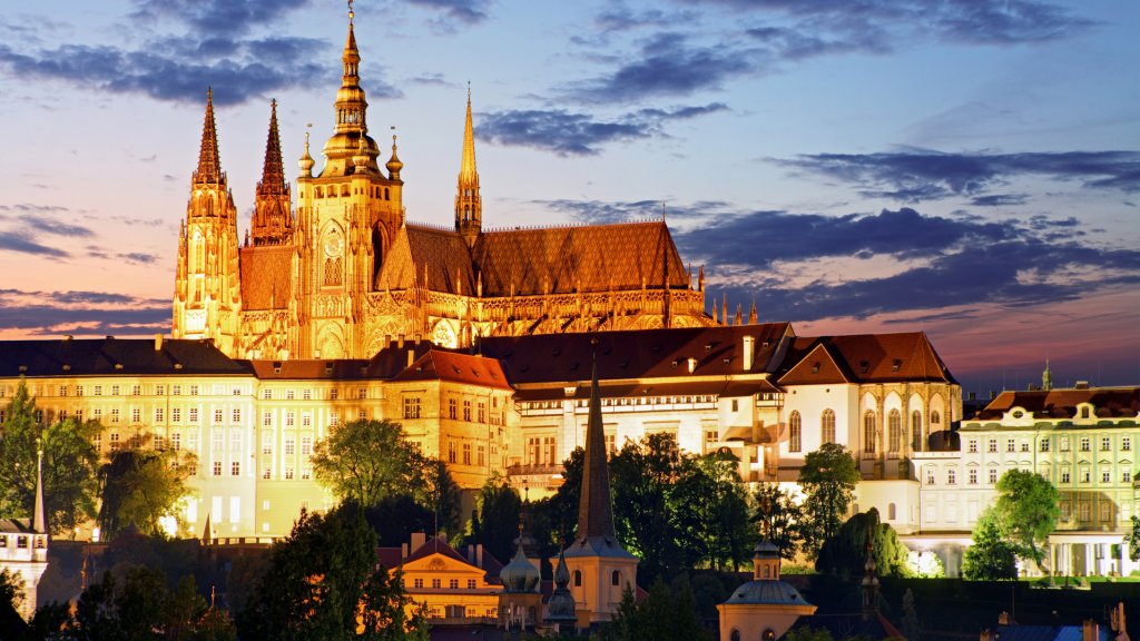 Prague castle and Charles bridge at night
