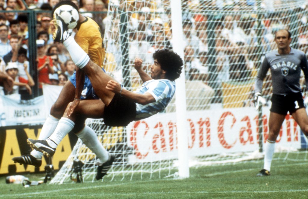1982 FIFA World Cup: Brazil - Argentina 3:1