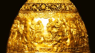 Gold_Tiara_of_Saitaferne
