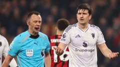 В Юнайтед се възмутиха от съдията след изпуснатата победа