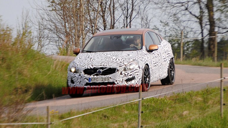 Най-мощната версия на S60 ще се конкурира с BMW M3