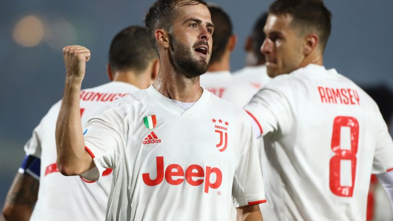 Пянич вкара победния гол, който поне временно върна Ювентус на първо място в Серия А