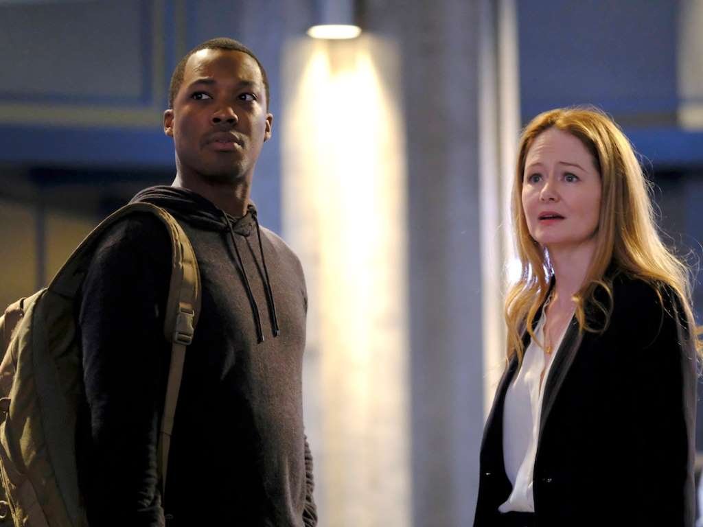 16. “24: Legacy”/ 24: Наследството 

С подобен пиниз като в сериала “24” проследяваме агента Ерик Картер, който е връща от мисия зад граница, но след него идват и опасностите. 