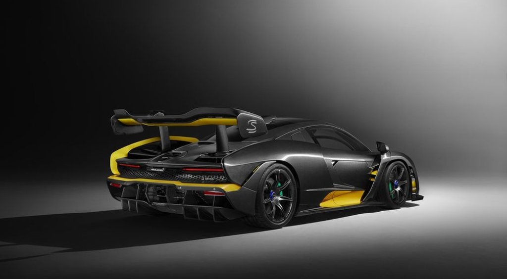 McLaren 
McLaren ни предлага технологичен терор в три версии: Senna, Senna MSO Carbon и Senna GTR. Но си приберете портфейла - всички 500 бройки вече са продадени. 