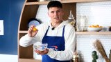 На 30 години той вече е властелин на YouTube
