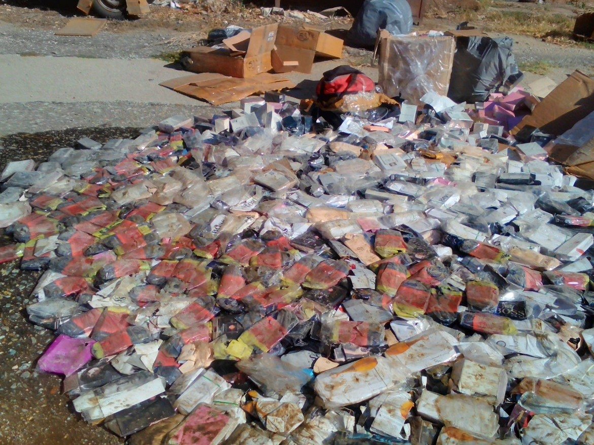 Над 10 хил. фалшиви парфюми и текстилни изделия са унищожени в Бургас
