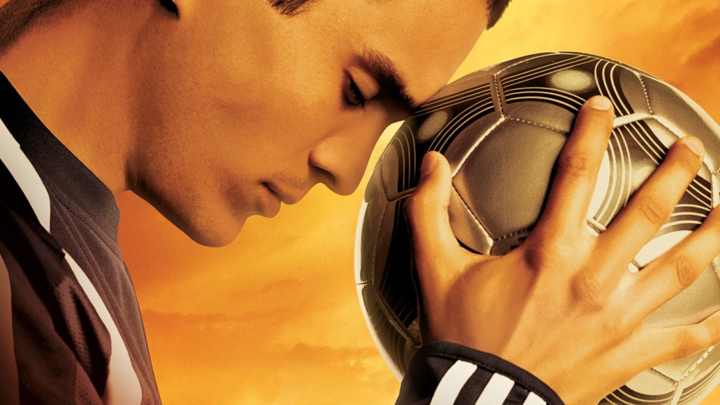 Goal! (2005)
Ако търсите филм, в който, освен футбола, присъстват и посланията за добротата и високите морални ценности, The Goal от 2005 г. разказва за Сантяго Муниес (в ролята Куно Бекер) - беден мексикански имигрант, живеещ в Лос Анджелис, който работи на две места, но притежава изключителен футболен талант. Бивш британски футболен скаут го забелязва на аматьорски мач и му предлага възможност да замине за Англия, за да премине проби в елитния клуб Нюкасъл Юнайтед.  
Сантяго трябва да преодолее липсата на средства, неодобрението на баща си, здравословни проблеми (астма) и суровия английски климат, за да докаже, че заслужава място сред професионалистите.