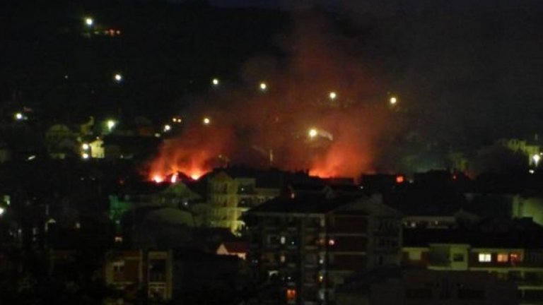 Според някои медии в Македония все още не е ясно имали пострадали от цивилното население, макар че медии на албански език още сутринта съобщиха, че са убити 8-годишно момиче и двамата й родители