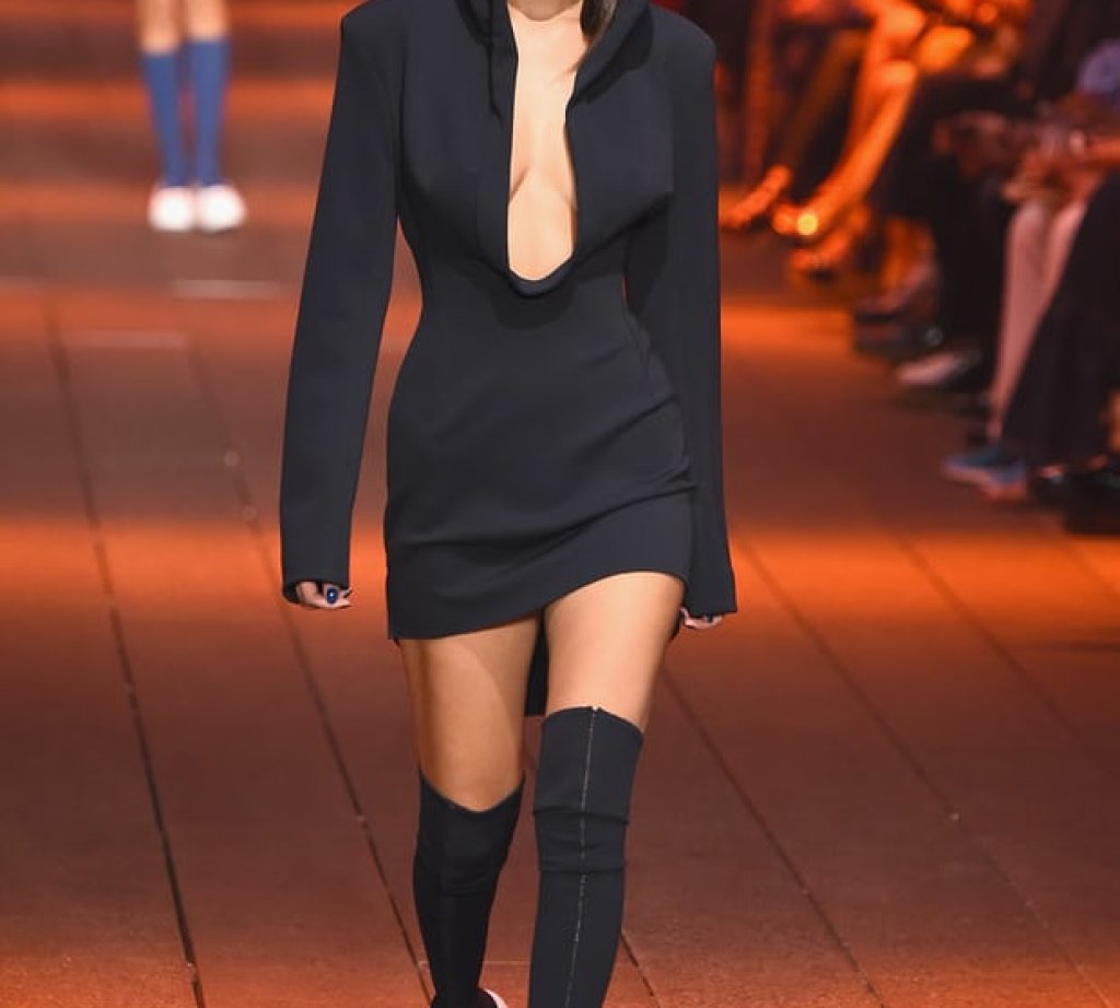 DKNY