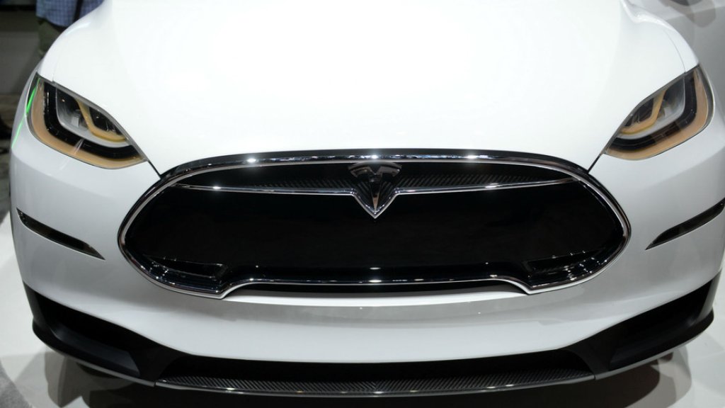 Tesla-Model-X