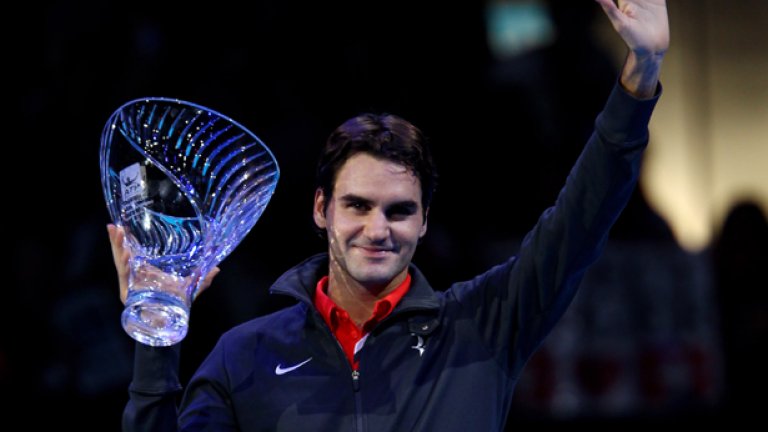 Роджър Федерер отново триумфира с титлата от финалния "Мастърс" турнир в Лондон