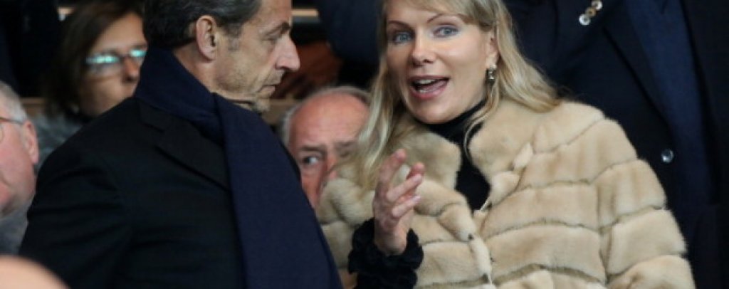 Маргарита Луи-Драйфус в компанията на бившия френски президент Никола Саркози на мач на Олимпик Марсилия. Луи-Драйфус е мажоритарен собственик на футболния отбор. 