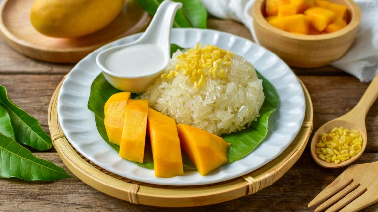 Ориз с манго и кокосово мляко - неочаквано апетитна комбинация