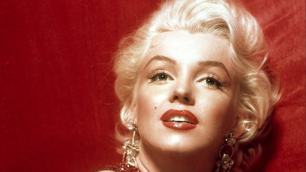 Мерилин Монро срещу Ото Преминджър 
Мерилин дошла на снимките на "River of No Return" (1954) с инструкторът по актьорско майстворство Наташа Лайтес, която често изразявала насъгласие с решенията на Преминджър. Той от своя стана забранил на Наташа да 