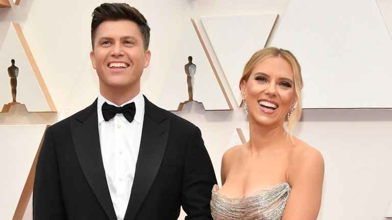 Актрисата и комикът Колин Джост са си казали "да" на скромна церемония