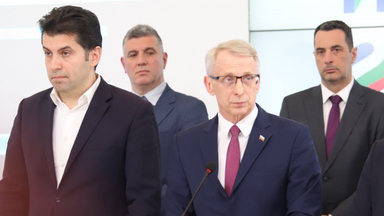 Не очакват управление "в интерес на страната"