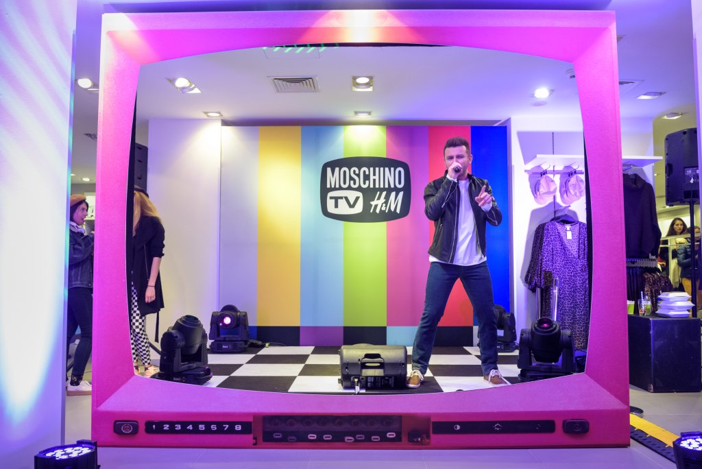 Славин като Джъстин