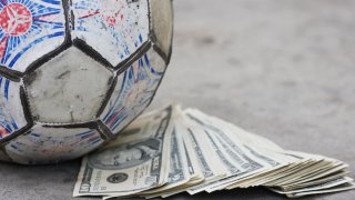 cherno toto, korupcia, fotbol