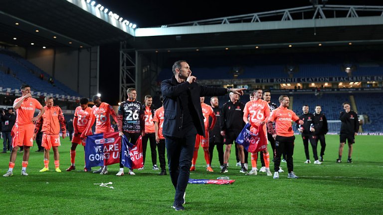 "Тази промоция се нарежда до спечелването на Висшата лига и Шампионската лига"