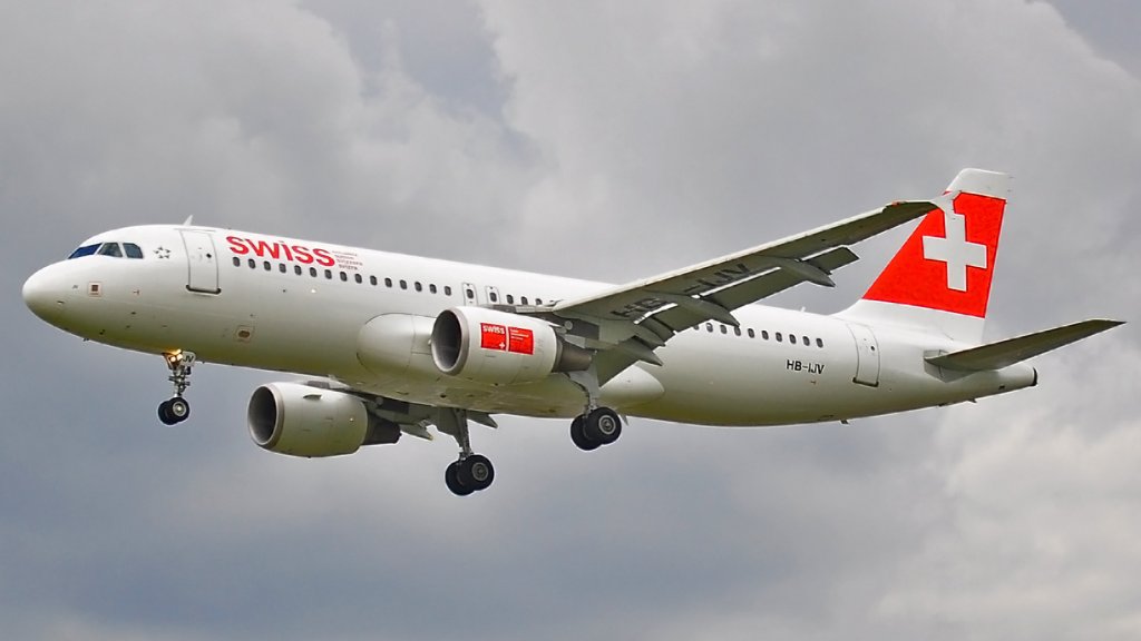 Airbus A320-214 - Swiss International Air Lines (HB-IJV)
