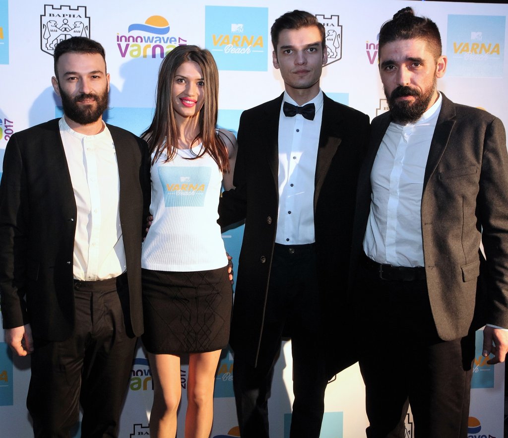 Още снимки от VIP партито